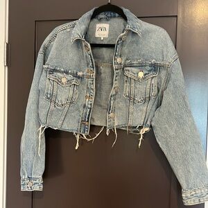 Zara cropped jean denim jacket XS